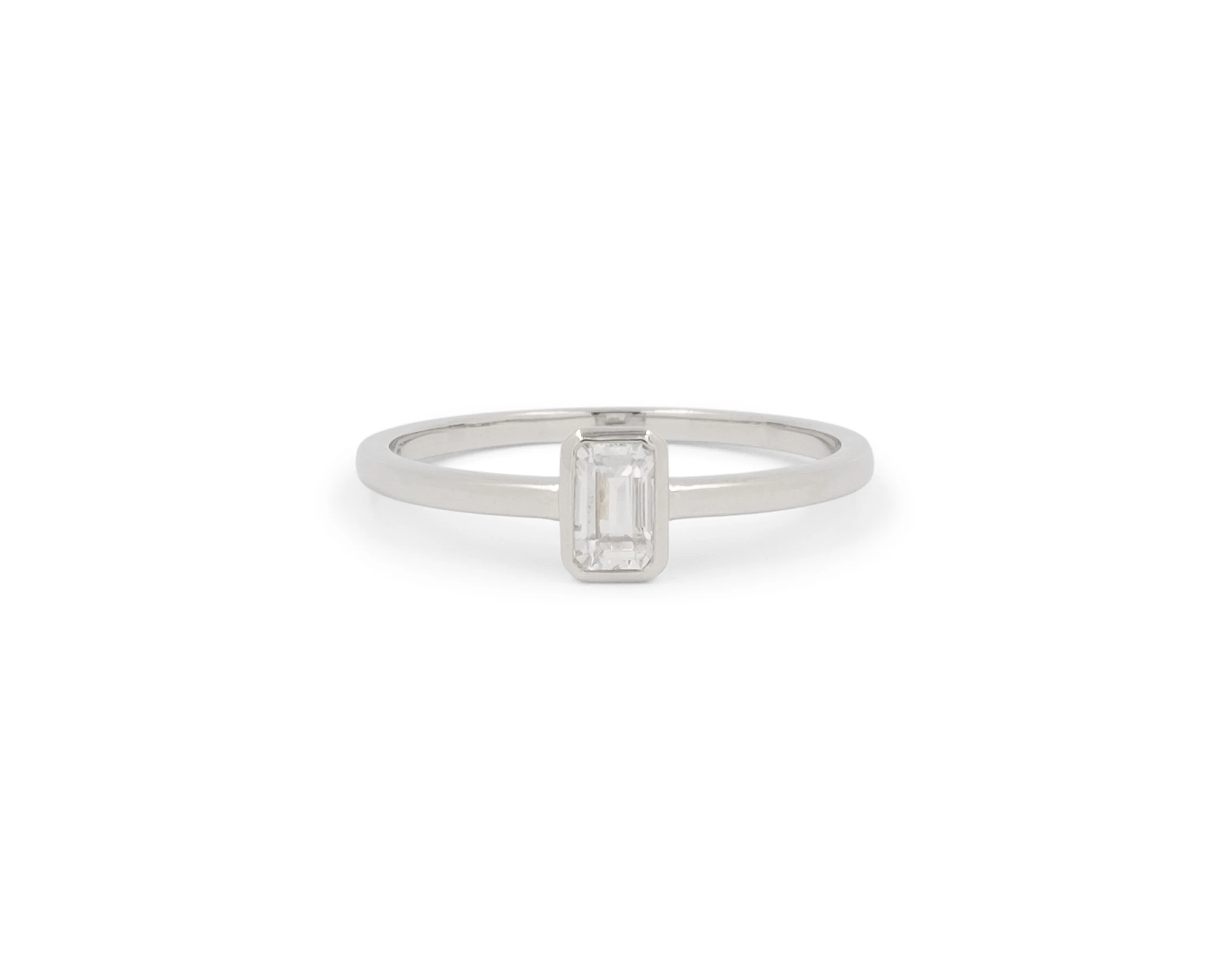 THE DAINTY EMERALD STACKER - Image 5