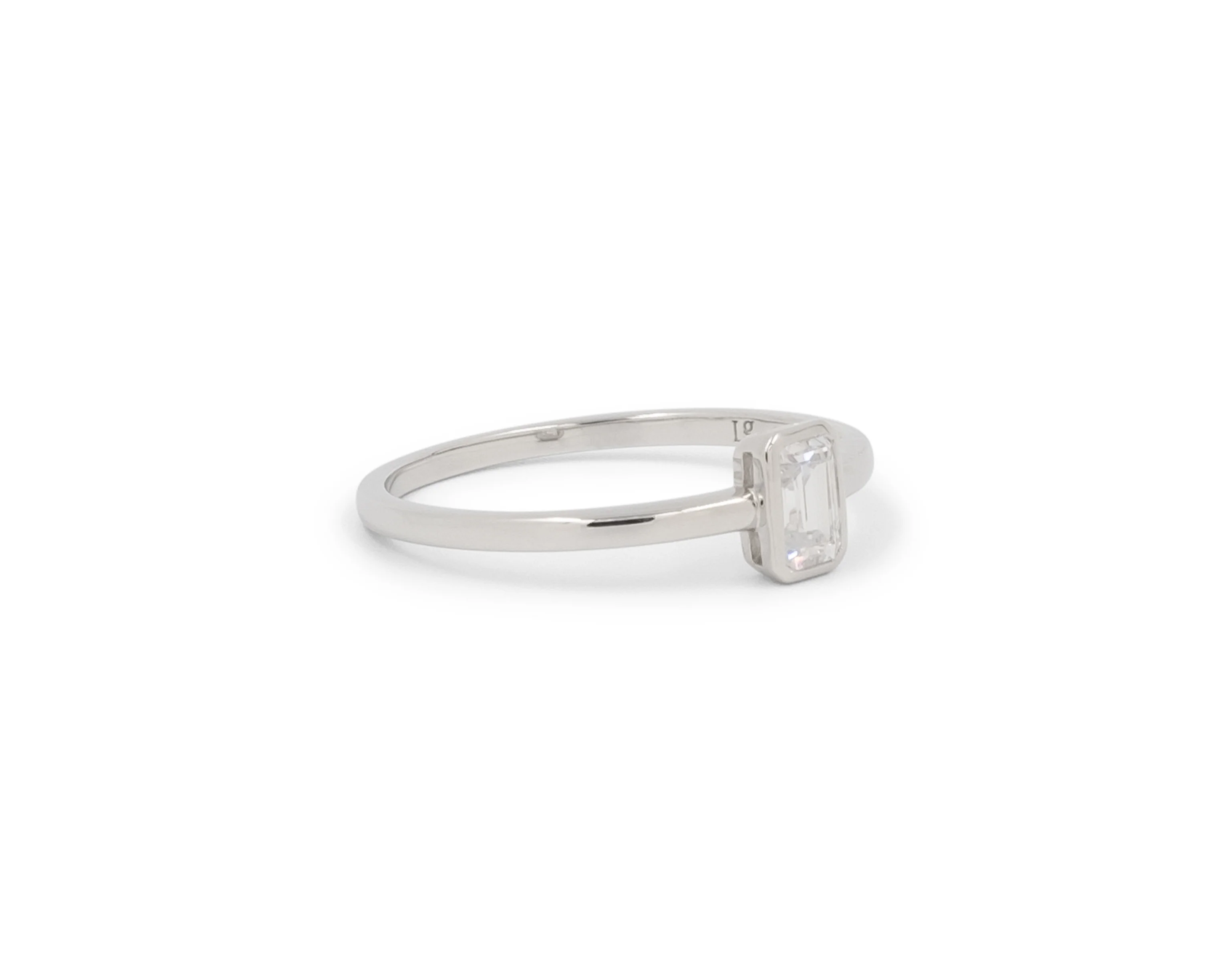 THE DAINTY EMERALD STACKER - Image 6