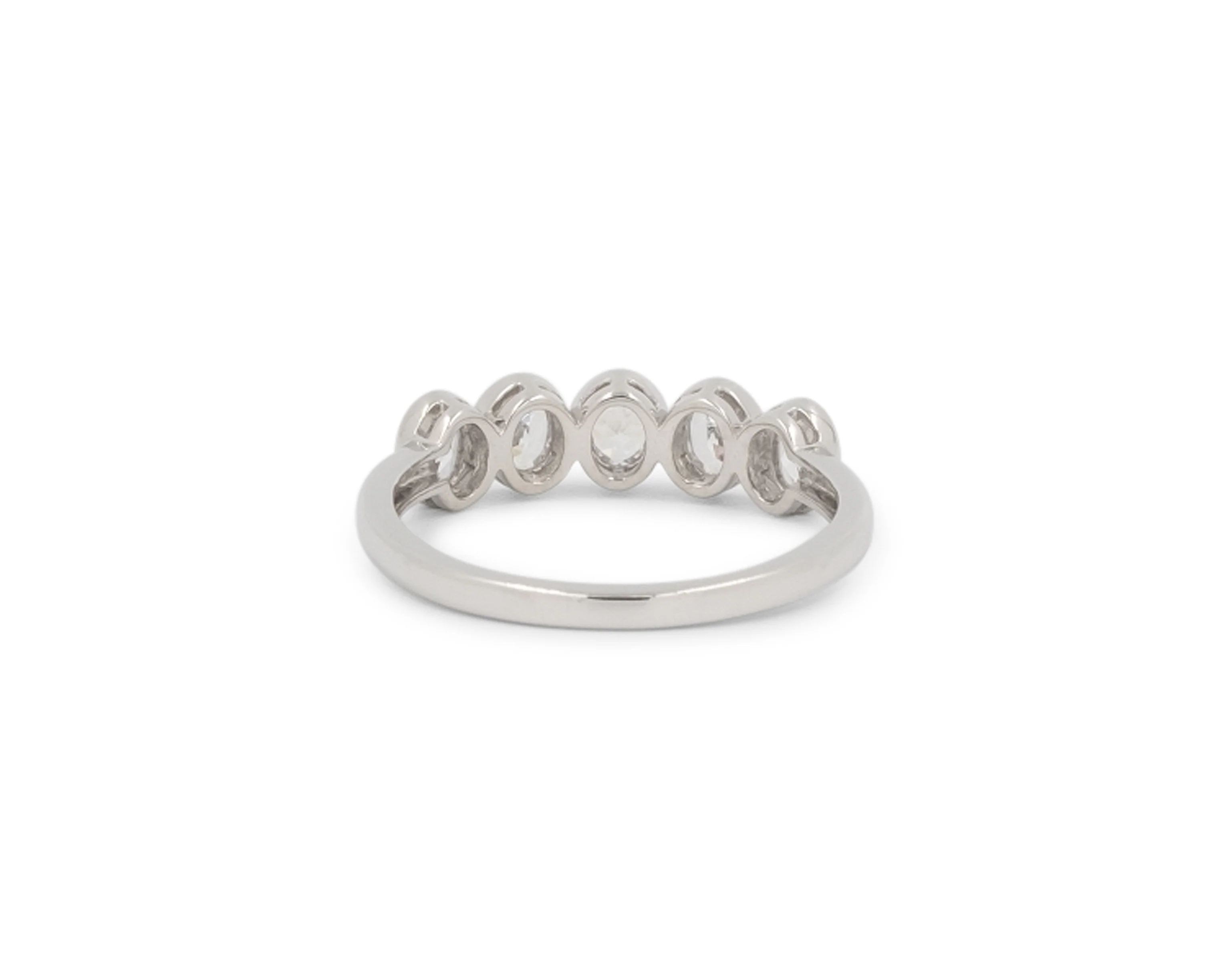 THE DAINTY MULTI-OVAL STACKER - Image 7