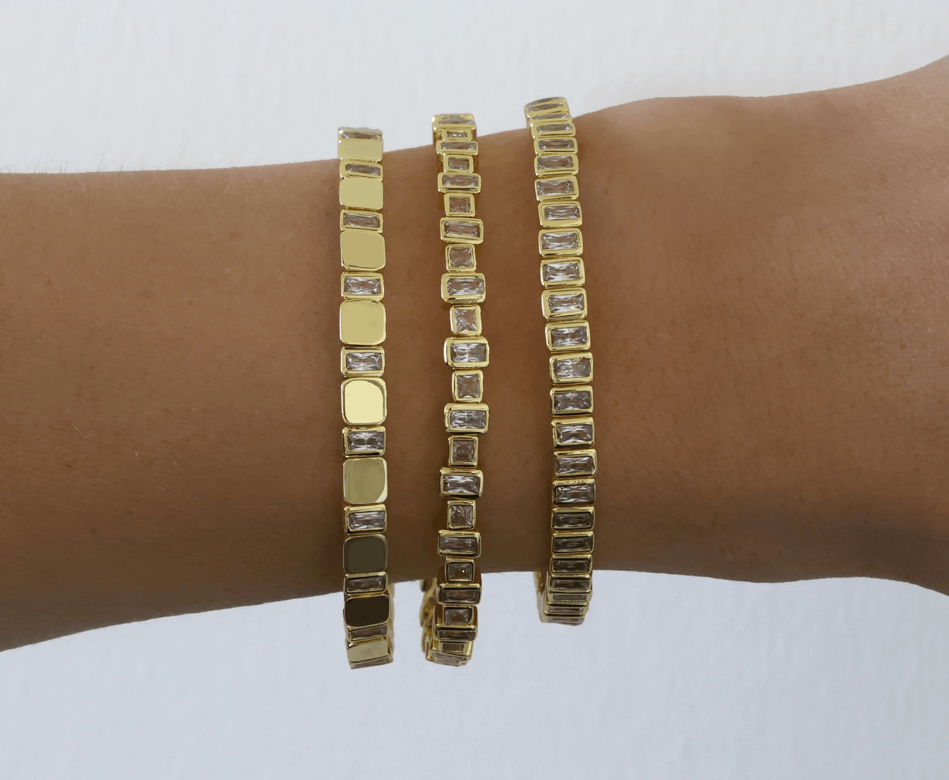THE BEZEL FLEX TENNIS BRACELET - Image 4