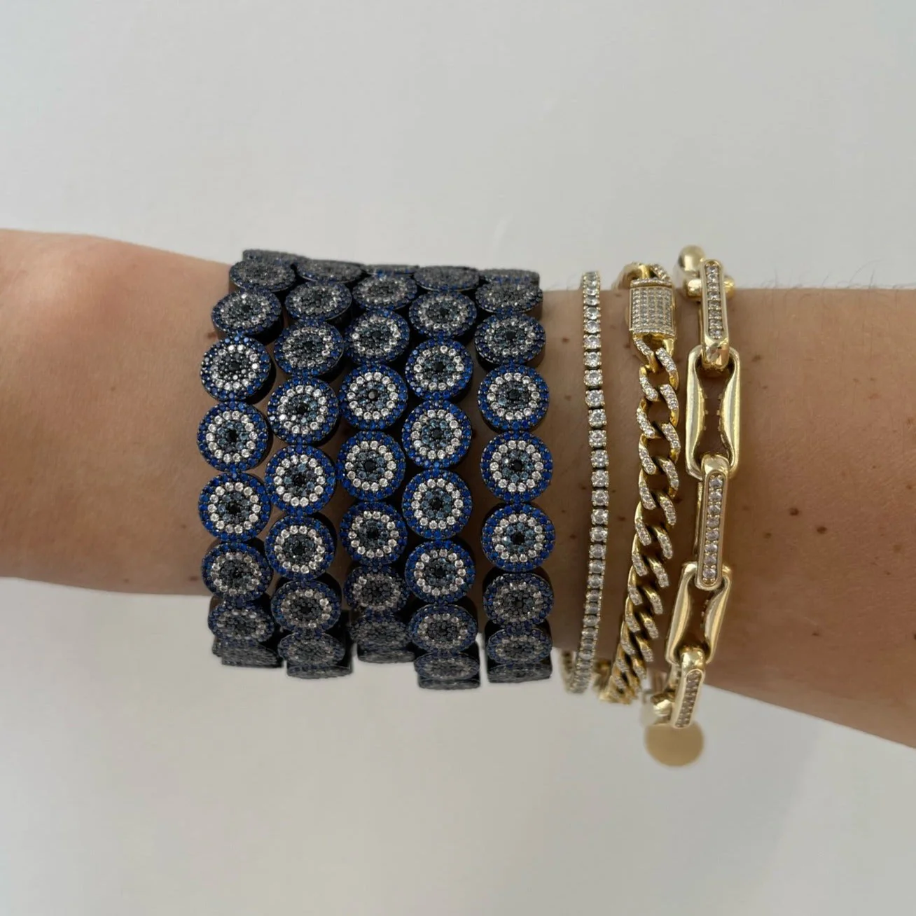 THE ETERNAL EVIL EYE BRACELET - Image 3