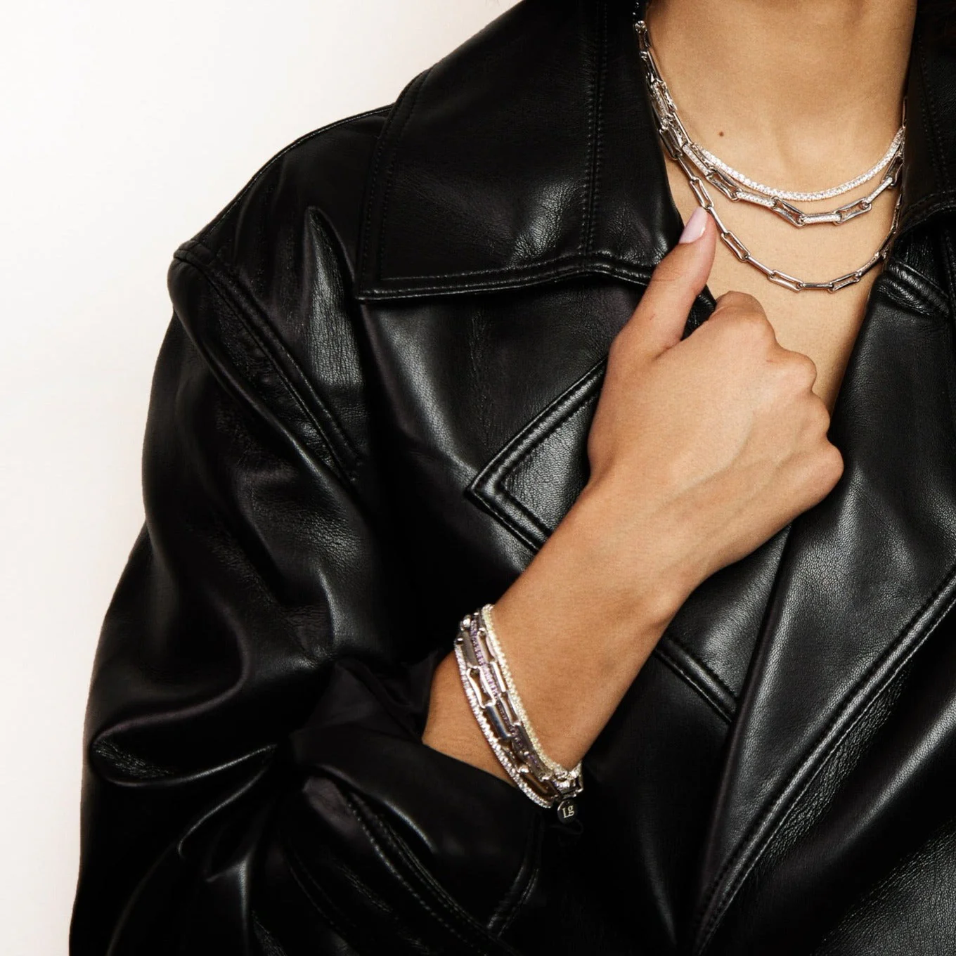THE LARGE INDENTED PAPERCLIP BRACELET - Image 12
