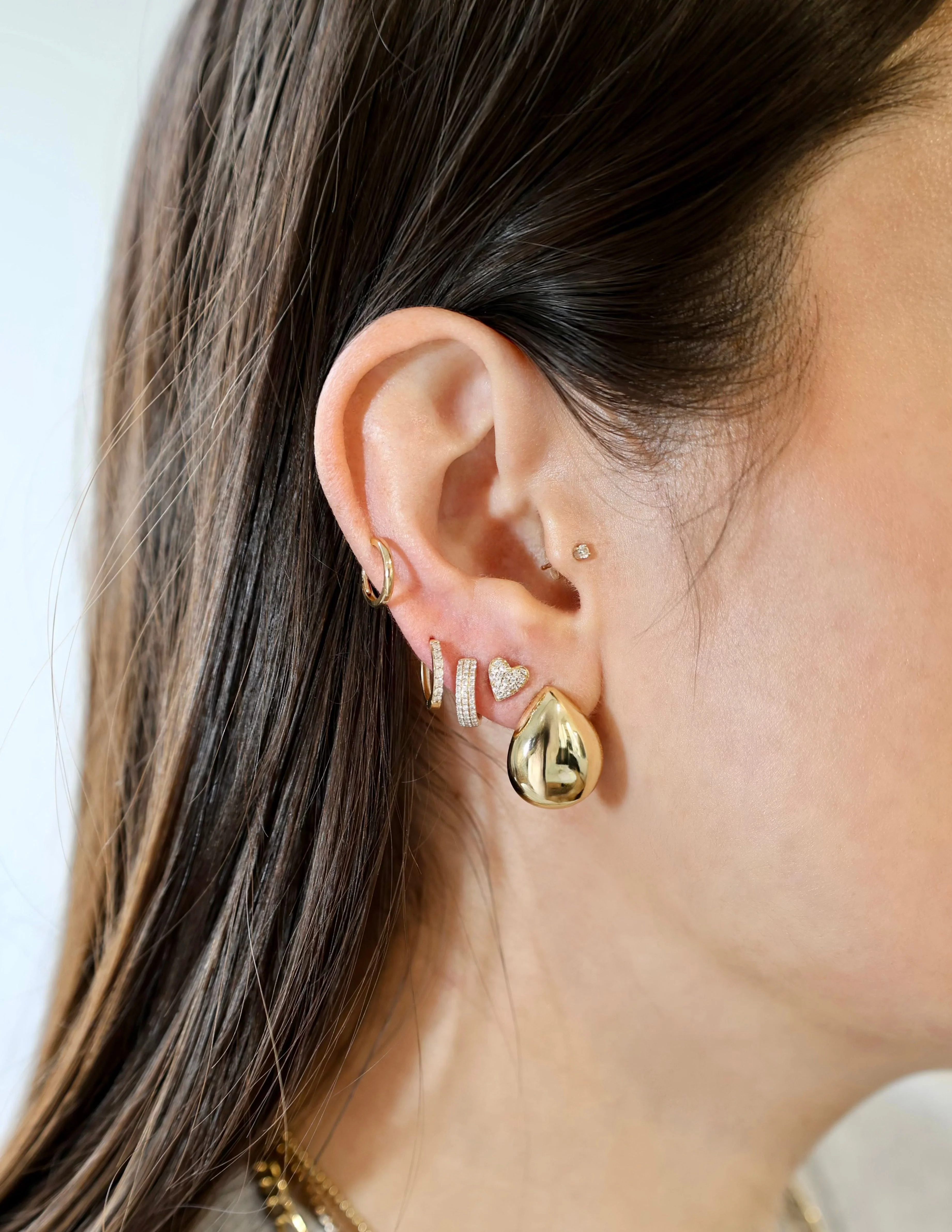 THE PAVÉ PUFFED HEART STUDS - Image 3