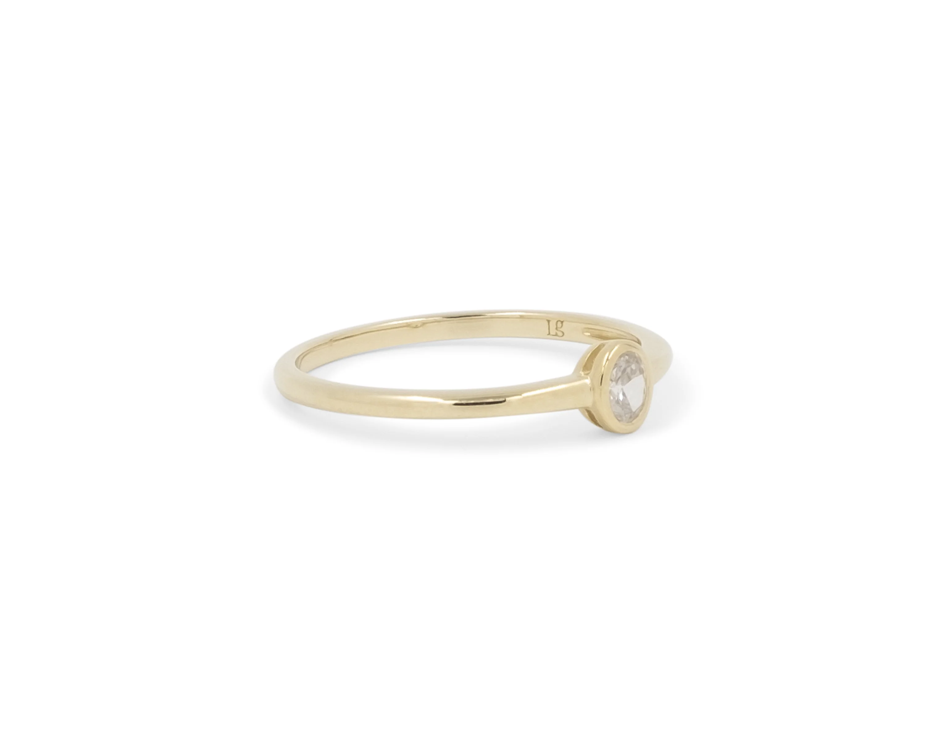 THE DAINTY OVAL STACKER - Image 2