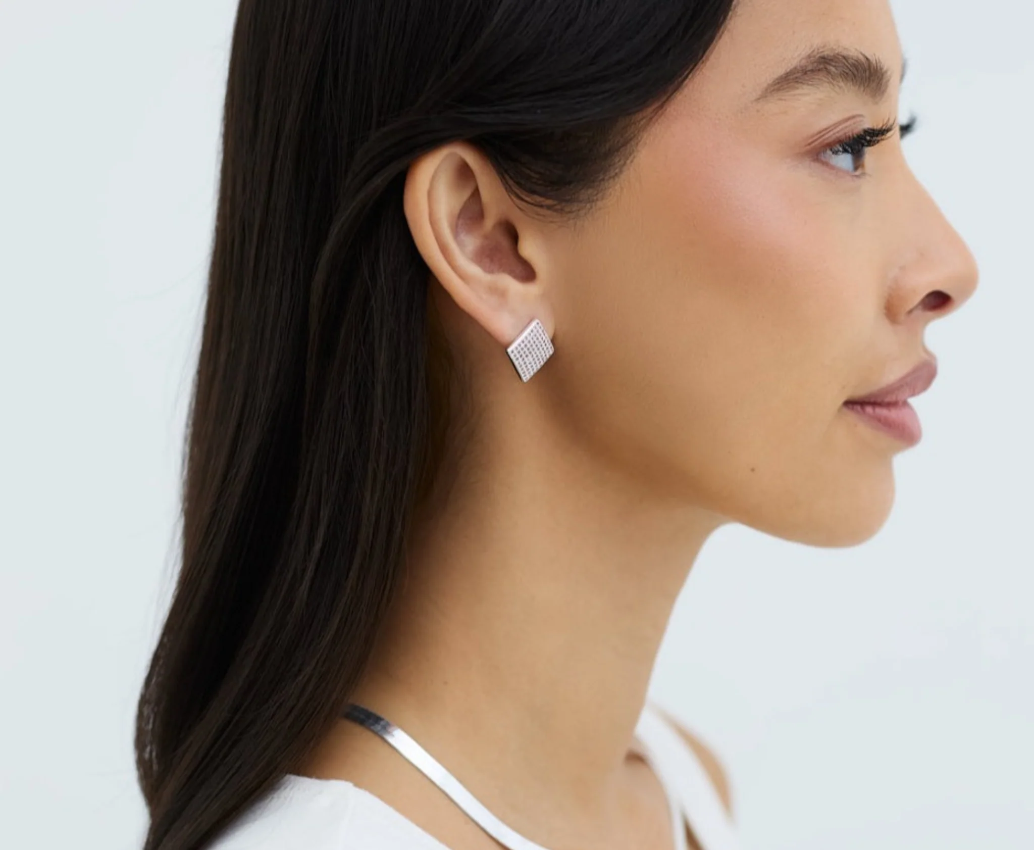 THE MINI PAVÉ PRINCESS STUDS - Image 6