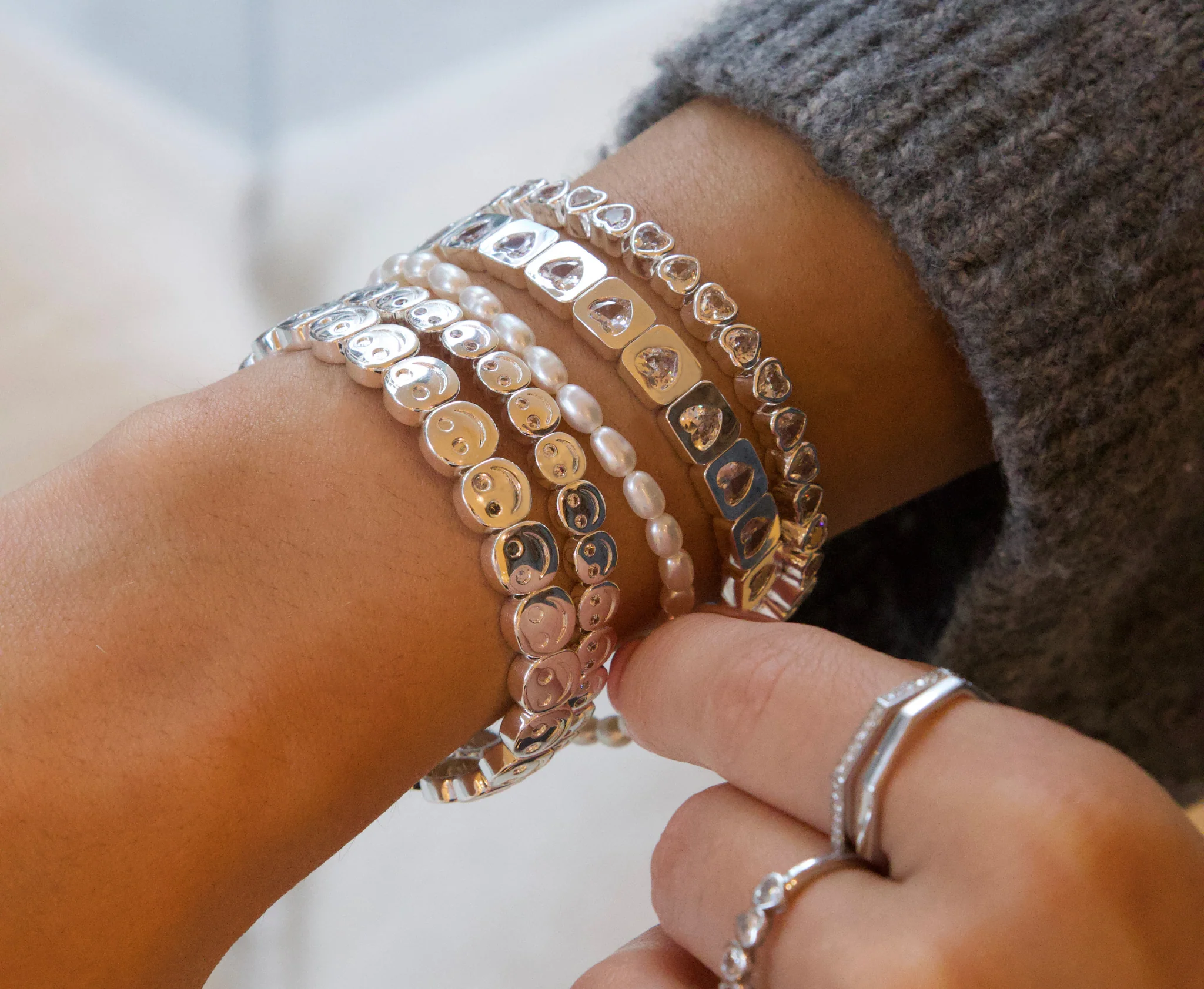 THE OVAL PEARL BRACELET - Image 4