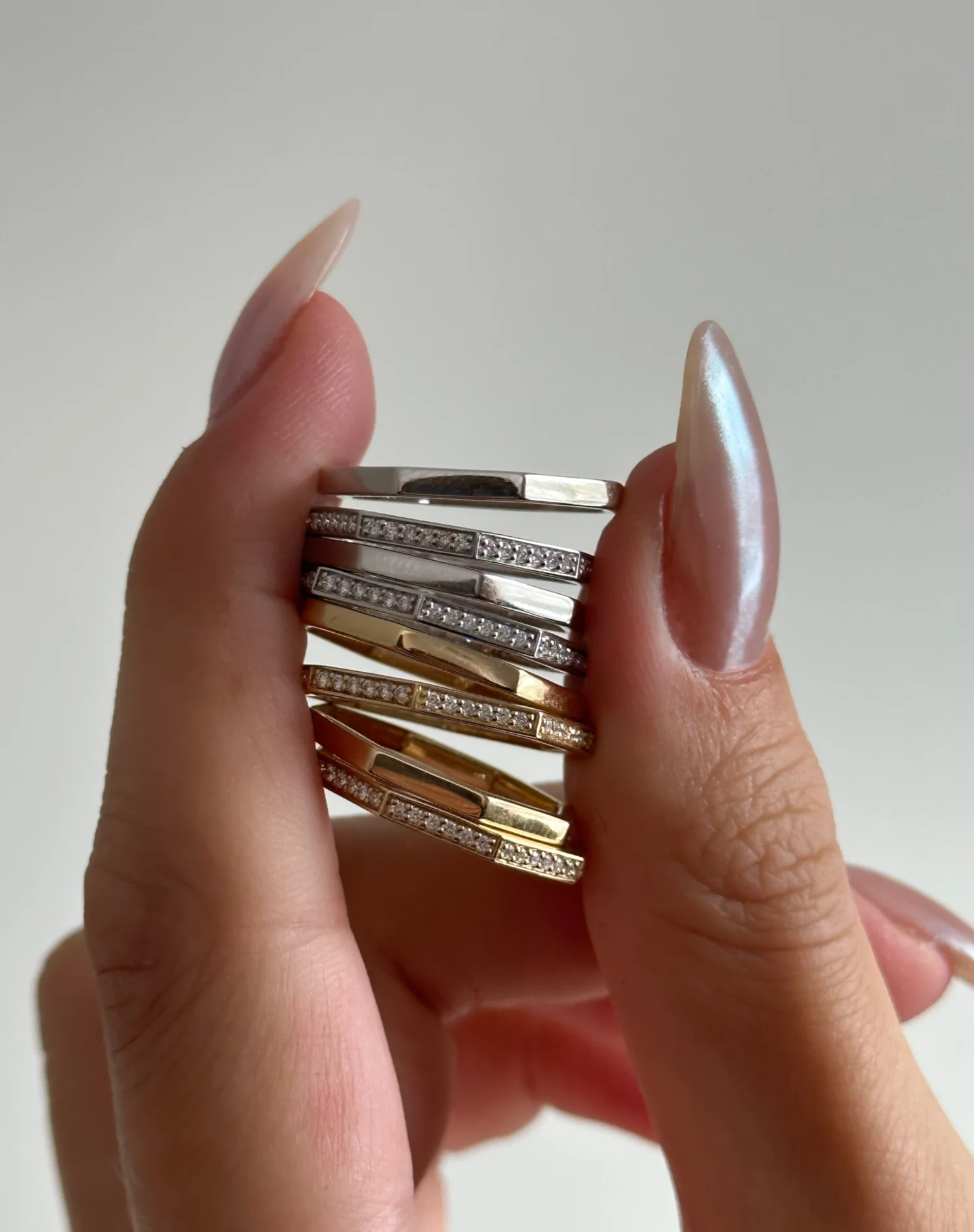 THE SYMMETRICAL STACKER - Image 5